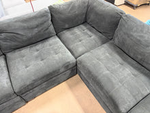 Thomasville Tisdale 6PC Fabric Sofa with Storage Ottoman!! (DEPARTMENT STORE RETURN)