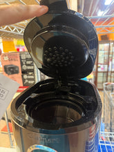 Cuisinart 12 Cup Coffeemaker , Stainless Steel Black! LIGHTLY USED, VERY CLEAN(TESTED WORKS GREAT)!!