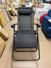 Zero Gravity Outdoor Portable Folding Lounge Chair Black! (BRAND NEW - SINGLE CHAIR!)