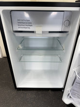 Kenmore 2.5 cu-ft Refrigerator