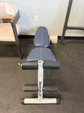 REEBOK ADJUSTABLE WORKOUT BENCH!  (USED) - (WE DO NOT SHIP)
