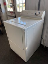 Maytage Electric Dryer! (USED - WORKS GREAT)