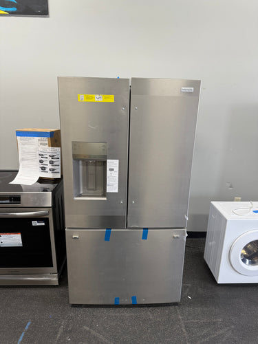 Frigidaire 28 Cu. Ft. Standard Depth French Door Refrigerator in Smudge-Proof Stainless Steel ENERGY STAR! (BRAND NEW - SCRATCHED)