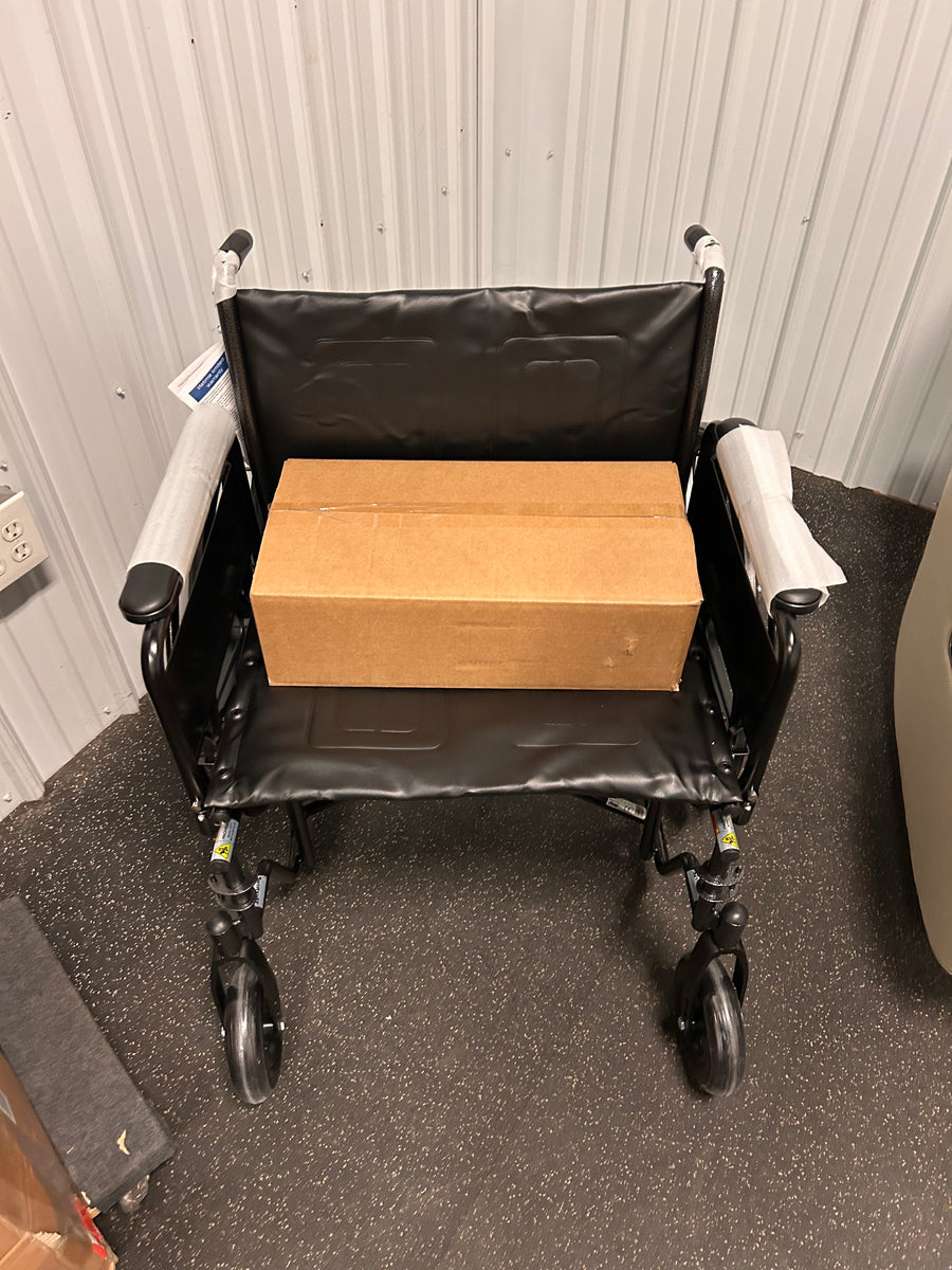 Drive Medical Sentra EC Heavy Duty Wheelchair, Detachable Full Arms, E ...