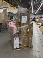 Jumbo Liquidation Pallet number 2693

Over 7 ft tall!

General merchandise