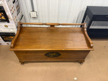 LAKESIDE CRAFT SHOPS CEDAR STORAGE CHEST! (USED – GREAT CONDITION)