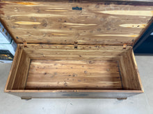 LAKESIDE CRAFT SHOPS CEDAR STORAGE CHEST! (USED – GREAT CONDITION)