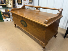 LAKESIDE CRAFT SHOPS CEDAR STORAGE CHEST! (USED – GREAT CONDITION)