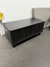 Lift Top Coffee Table with Hidden Compartment & Storage Shelve, Arched Fluted Coffee Table for Living Room, Black! (NEW & ASSEMBLED - CHIPPED)