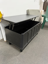 Lift Top Coffee Table with Hidden Compartment & Storage Shelve, Arched Fluted Coffee Table for Living Room, Black! (NEW & ASSEMBLED - CHIPPED)