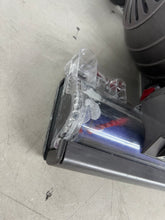 Dyson Slim Ball, Multi floor Animal Upright Vacuum!! USED, VERY CLEAN(TESTED WORKS GREAT)!!