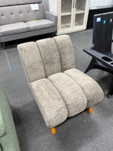 Brenetta Upholstered Accent Chair! (NEW)