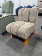 Brenetta Upholstered Accent Chair! (NEW)