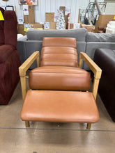 Amada 27.5" Wide Power Standard Recliner! (BRAND NEW - MINOR SHIPPING DEFECT!)