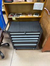 Lockable 5-drawer rolling tool storage chest! (NEW & ASSEMBLED!)