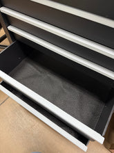 Lockable 5-drawer rolling tool storage chest! (NEW & ASSEMBLED!)