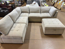 Thomasville Tisdale Modular Sectional 6-piece, Beige with Storage Ottoman! (BRAND NEW & ASSEMBLED)