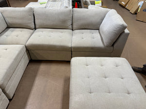 Thomasville Tisdale Modular Sectional 6-piece, Beige with Storage Ottoman! (BRAND NEW & ASSEMBLED)