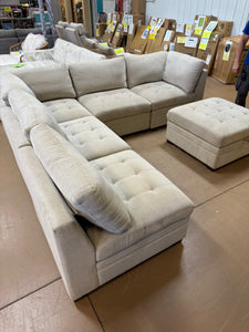 Thomasville Tisdale Modular Sectional 6-piece, Beige with Storage Ottoman! (BRAND NEW & ASSEMBLED)