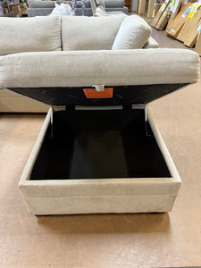 Thomasville Tisdale Modular Sectional 6-piece, Beige with Storage Ottoman! (BRAND NEW & ASSEMBLED)