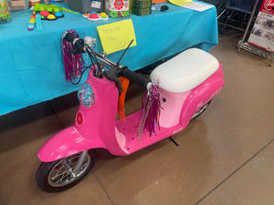 Razor 24V Pocket Mod Betty Powered Ride-On, Up to 15 mph!! (New & Assembled)