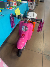 Razor 24V Pocket Mod Betty Powered Ride-On, Up to 15 mph!! (New & Assembled)