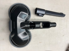 Samsung Bespoke Jet Cordless Stick Vacuum with All-in-One Clean Station!! LIGHTLY USED, VERY CLEAN(TESTED WORKS GREAT!!