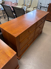 Brown Solid Wood 6 Drawer Dresser! (USED)