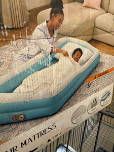 Bestway Easy-in 9" Kid’s Air Mattress with Built-In Pump! (NEW IN BOX)