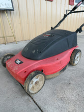 BLACK+DECKER LAWNHOG ELECTRIC 19” MULCHING MOWER! (USED – TESTED & WORKS GREAT!)