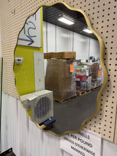 36” Wavy Round Wall Mirror (BRAND NEW)