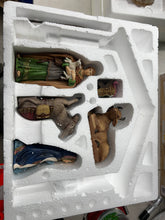 Kirkland 13-piece Nativity Set!! NEW IN BOX!!