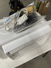 Midea 5,000 BTU 150 Sq ft Window Air Conditioner, WHITE! (NEW)