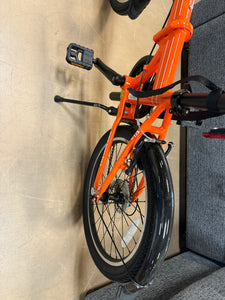 ZiZZO Via 7 Speed 20" Folding Cruiser Bike - Metallic Orange! (NEW & ASSEMBLED)
