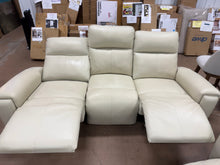 2-PIECE LEATHER POWER RECLINING SOFA & LOVESEAT SET! 🔥