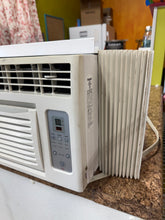 Haier 6,000 BTU Digital Window Air Conditioner! (USED - MISSING RIGHT SIDE PANEL - WORKS GREAT!)
