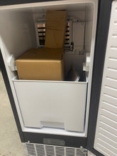 SIMZLIFE
15 in. 80 lb./24H Freestanding/Built-in Ice Maker in Stainless Steel, 24 lb. Storage Capacity, 3-Possible Ice Cube Sizes- new!