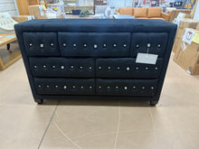 Rea Wide Dresser, 7 Drawers With Crystal Knobs, Black Velvet Upholstery!! WE DO NOT SHIP!!