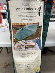 9' Round Outdoor Patio Market Umbrella with Black Pole - Threshold! (NEW)