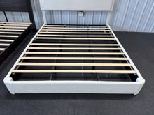 KING SIZE CREAM BOUCLÉ UPHOLSTERED PLATFORM BED WITH ADJUSTABLE HEADBOARD!! (BRAND NEW &amp; ASSEMBLED!) 🔥
