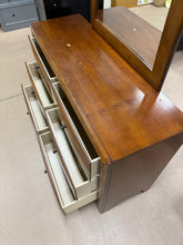 SALVAGE SPECIAL!! 6-DRAWER WOOD-FINISH DRESSER WITH LARGE MATCHING MIRROR!! 🔥