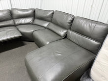 WILLIAMTON 5-PIECE LEATHER MODULAR POWER RECLINING SECTIONAL!! 🔥 (BRAND NEW OUT OF BOX!)