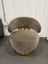 TOV AUSTIN LUXURY SWIVEL ACCENT CHAIR WITH GOLD BASE!! 🔥 (BRAND NEW OUT OF BOX!)