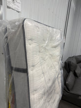 Beautyrest 12” BR800 MEDIUM FULL SIZE MATTRESS!! (BRAND NEW IN PLASTIC!) 🔥🛏️