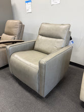 HENRENDON KEIRA LEATHER ZERO GRAVITY POWER RECLINER WITH POWER HEADREST!! 🔥 (BRAND NEW!!)