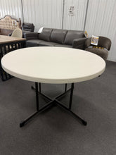 LIFETIME 48” ROUND FOLD-IN-HALF TABLE!! (BRAND NEW OUT OF BOX!) 🔥