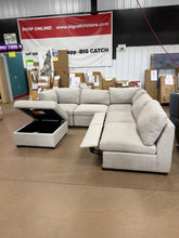 Thomasville Rockford 6-piece Fabric Modular Sectional- new