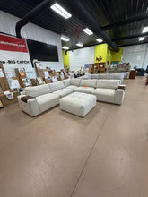 Aiden and Ivy Paige modular 6 piece Sectional- no shipping - new
