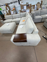 Aiden and Ivy Paige modular 6 piece Sectional- no shipping - new
