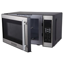 BLACK+DECKER 0.7 cu ft 700W Microwave Oven - Black! (USED LIGHTLY - VERY CLEAN!)